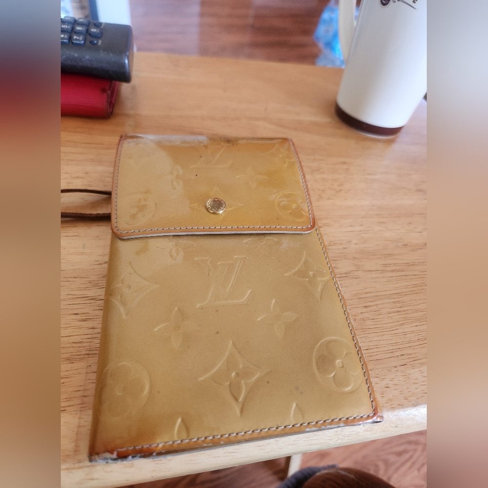 Louis Vuitton Tan Vernis Tri-fold Wallet
